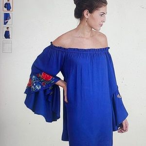 Blue Umgee USA dress embroidered sleeves